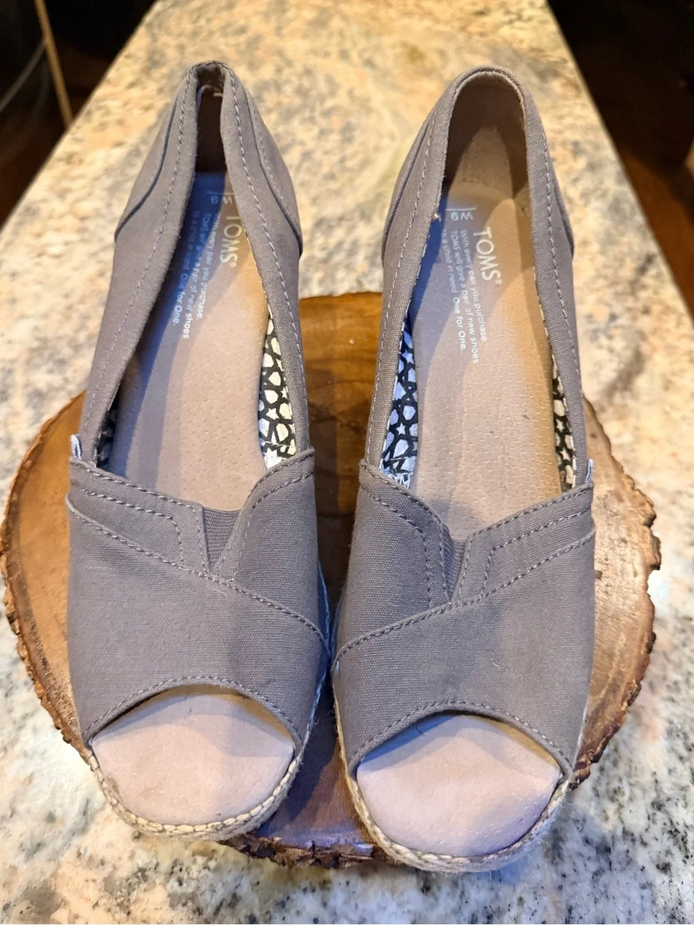 TOMS Gray Canvas Peep Toe Espadrille Wedge Heels Women’s Size 9 EU 40 Casual Com
